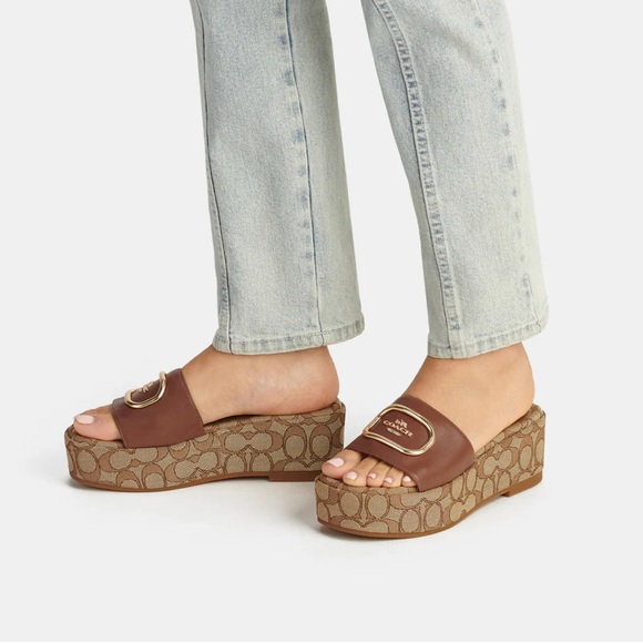 Coach Eloise Saddle/Khaki Sig Platform Slide Sandals - Picture 1 of 11